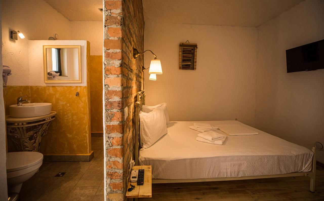 Sunny Border (Adults Only) Hotel Vama Veche Ngoại thất bức ảnh