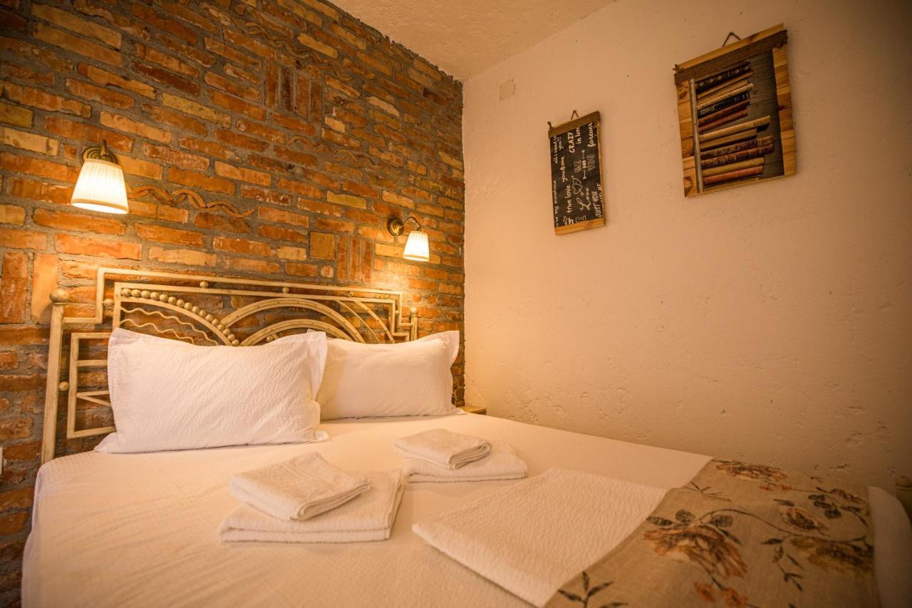 Sunny Border (Adults Only) Hotel Vama Veche Ngoại thất bức ảnh