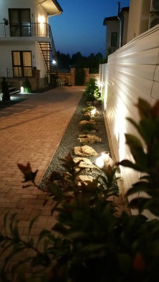 Sunny Border (Adults Only) Hotel Vama Veche Ngoại thất bức ảnh